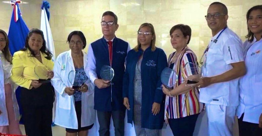 Direcci&oacute;n del Hospital Infantil Arturo Grull&oacute;n celebra y reconoce a m&eacute;dicos pediatras por su entrega y aporte a la salud infantil