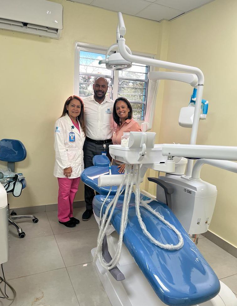 You are currently viewing Hospital Pediátrico Arturo Grullón adquiere nuevo equipo odontológico