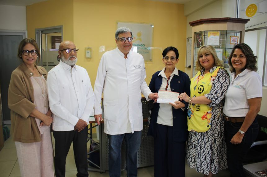 Hospital Arturo Grull&oacute;n recibe aporte econ&oacute;mico del Voluntariado Jes&uacute;s con los Ni&ntilde;os