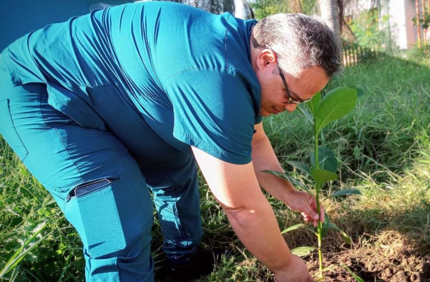 Jornada ambiental de reforestaci&oacute;n en el Hospital Infantil Dr. Arturo Grull&oacute;n: &ldquo;Sembrando vida, protegemos la salud&rdquo;