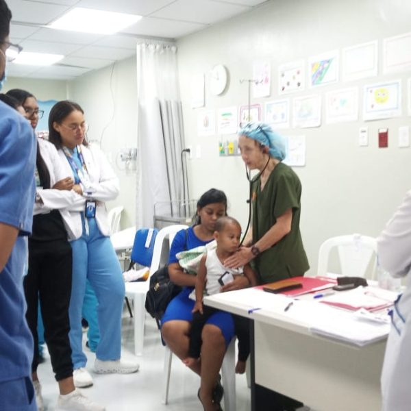M&aacute;s de 200 ni&ntilde;os reciben atenci&oacute;n especializada durante jornada oftalmol&oacute;gica pedi&aacute;trica